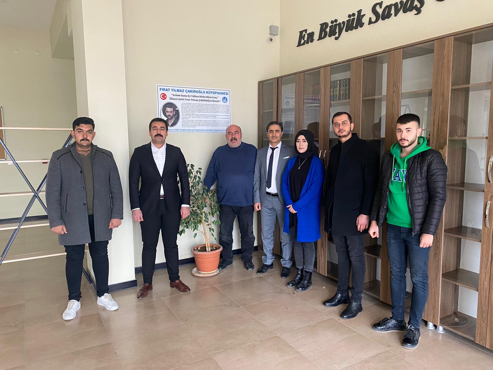 Ülkü Ocakları Elazığ İl Başkanlığı Zeycan Yıldırım Mesleki ve Teknik Anadolu Lisesi’ne Ülkücü Şehit Fırat Yılmaz Çakıroğlu kütüphanesi açıldı.