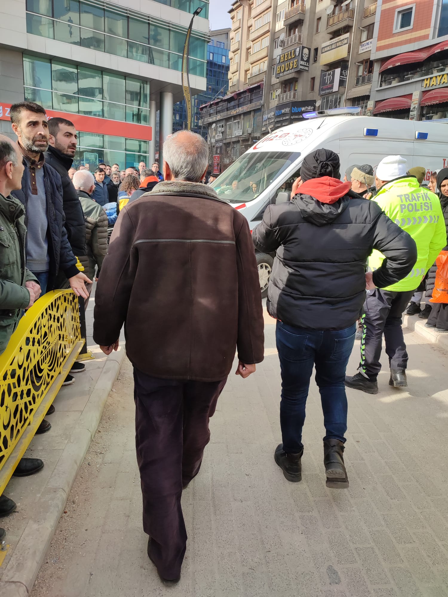 ELAZIĞ’DA BİR KİŞİYE SİLAHLI SALDIRI