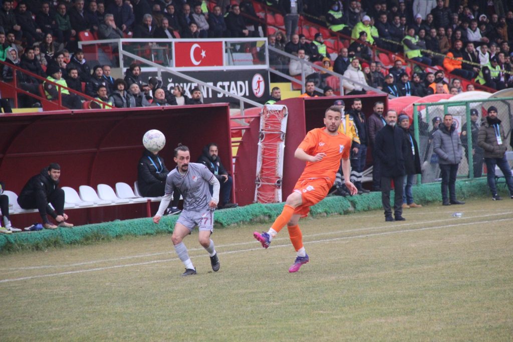 Elazığspor kendi evinde Yomraspor’a 1-0 yenildi