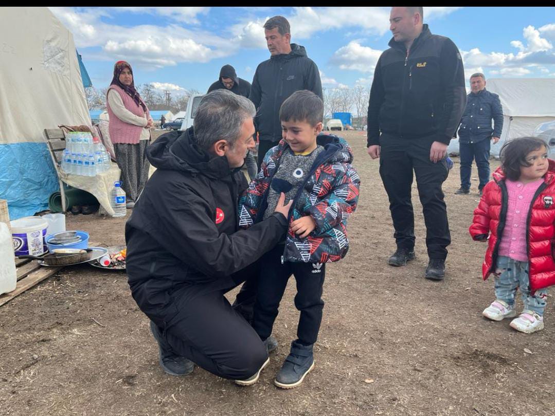 Başarılı Bürokrat, Hemşehrimiz Vali Tuncay AKKOYUN Deprem Bölgesindeki Başarılı Çalışmaları İle Ulusal Basında