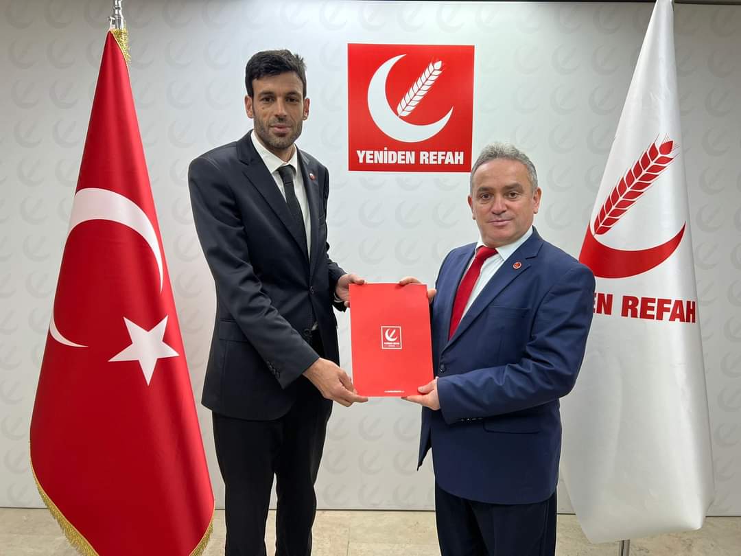 İrfan Dumrul Yeniden Refah Partisi İstanbul 2. bölge 28. dönem milletvekilik aday adaylık başvurusunu yaptı.