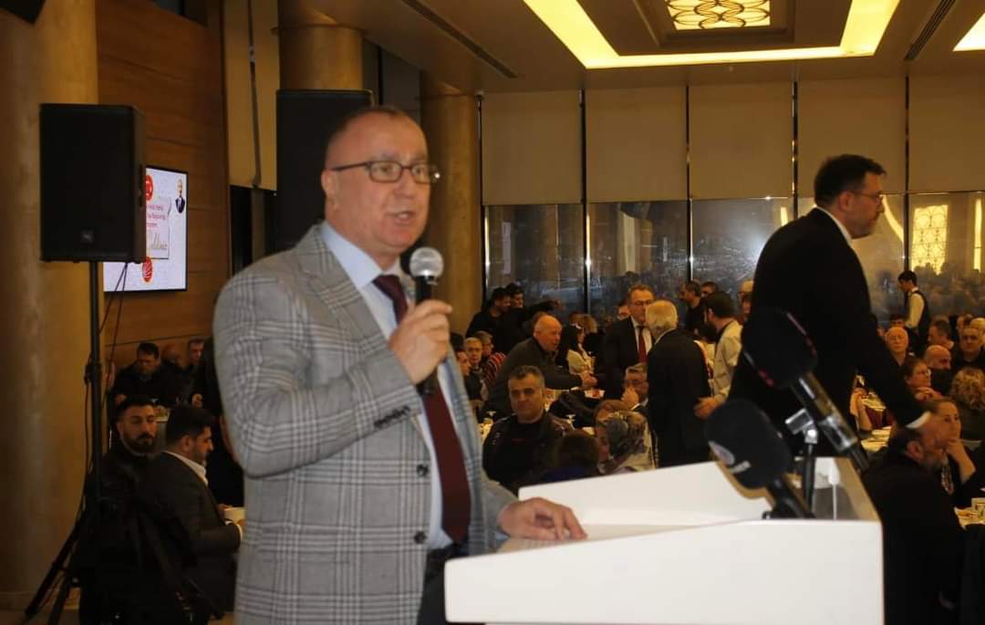 Cumhuriyet Halk Partisi Zeytinburnu İlçe Örgütü, iftar programında bir araya geldi.