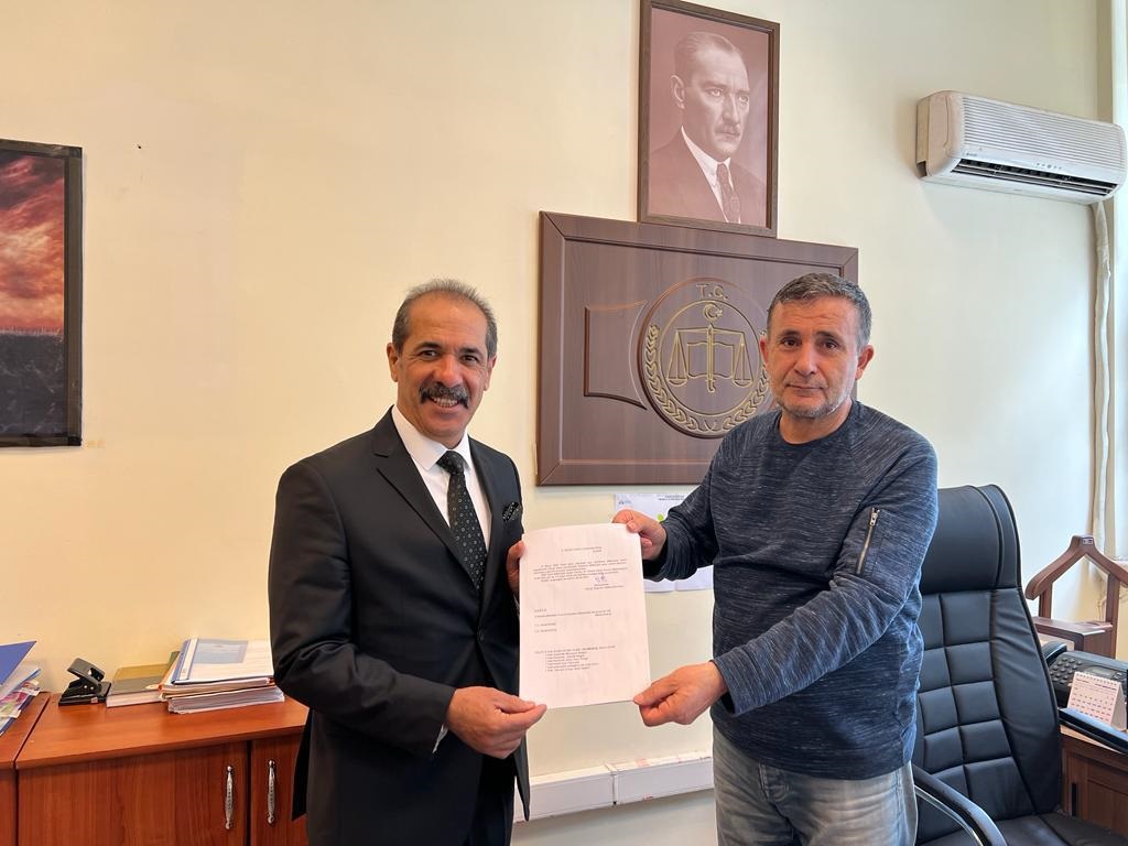 Prof. Dr. Bilal Çoban Elazığ’dan bağımsız milletvekili adaylığı için başvurusunu yaptı.