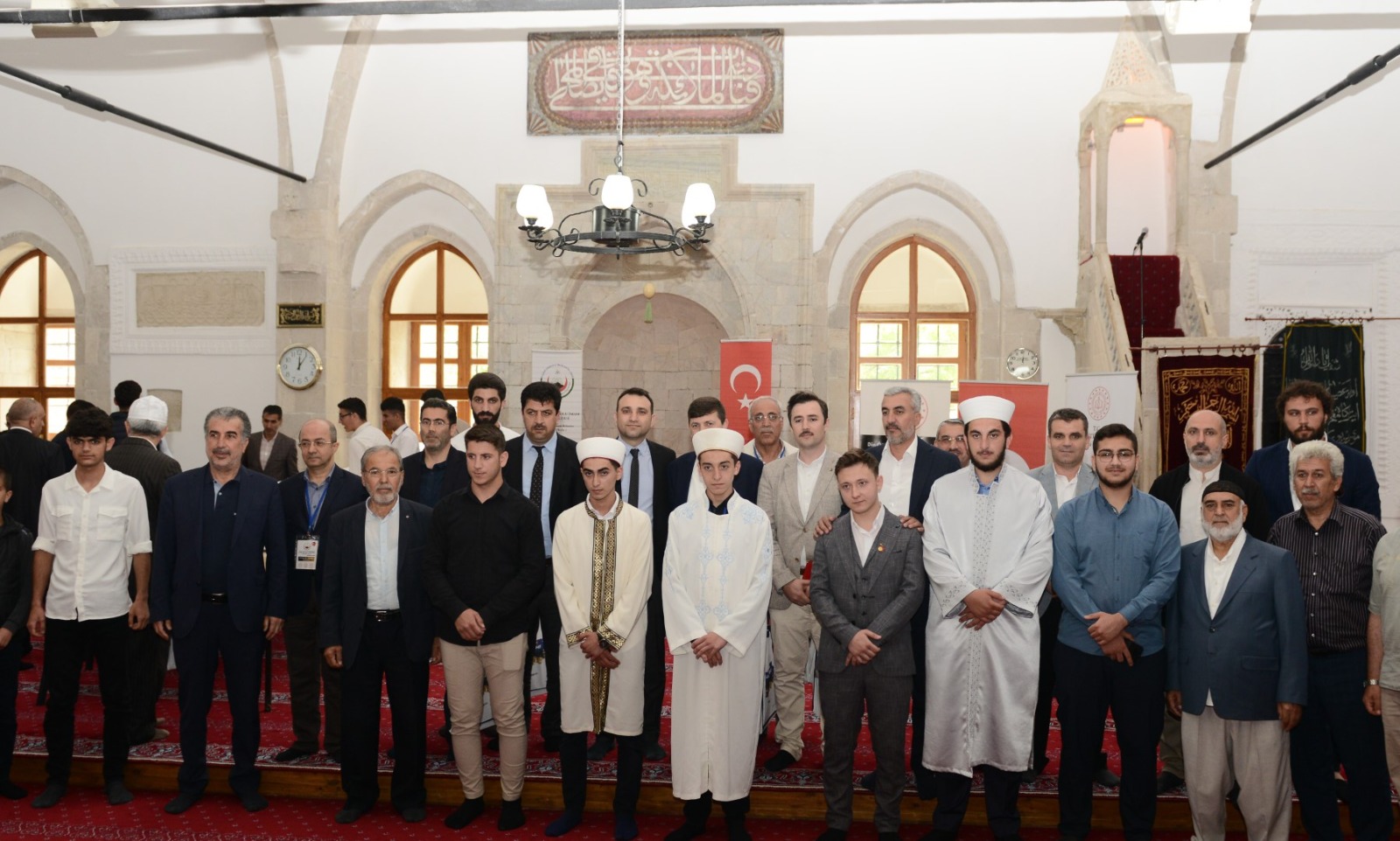 Genç Hatipler Minberde Hutbe Okuma Yarışması Bölge Finali Gerçekleştirildi.*