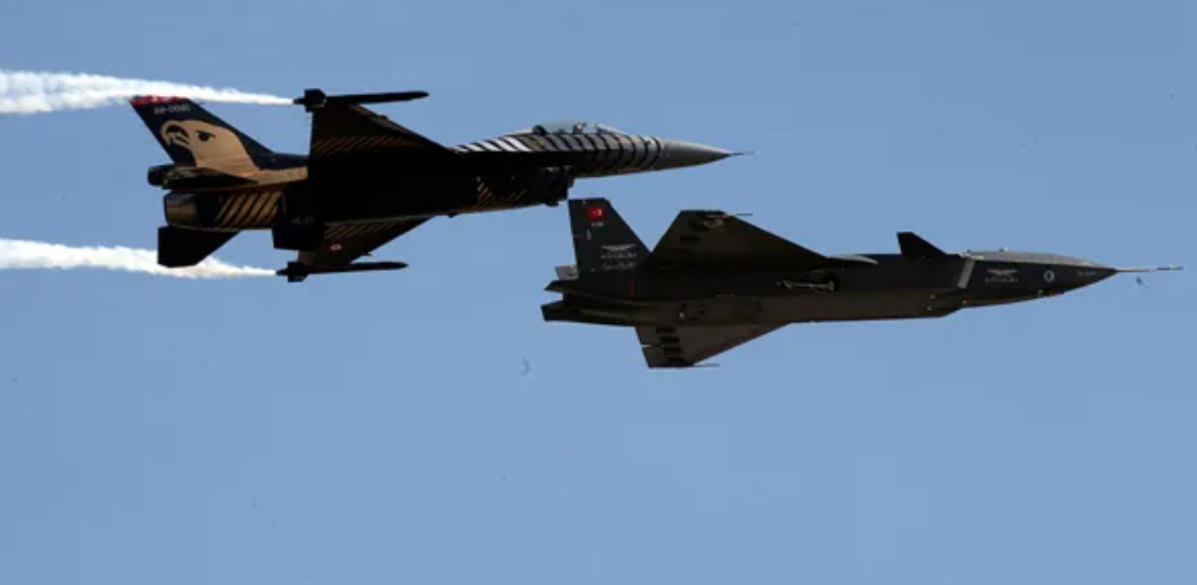 KIZILELMA havacılık tarihinde ilkleri başardı