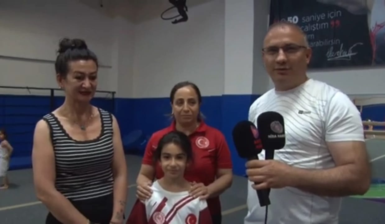 KIZININ BAŞARISIYLA HAKEMLİĞE BAŞLADI!