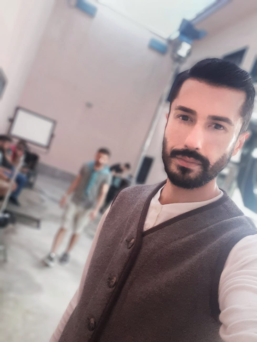 Emrah AKDUMAN “Bekir” Karakteri İle Ters Köşe Yapacak!