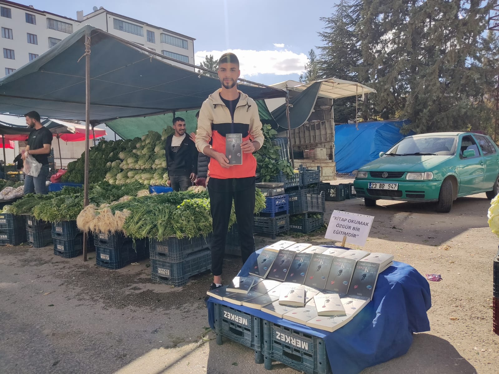 Pazarcılıktan yazarlığa uzanan bir serüven