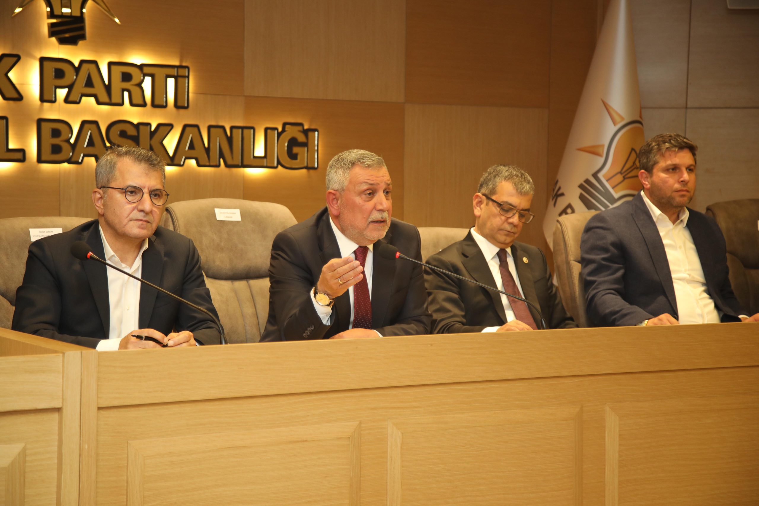 AK Parti İl Başkanlığında “Yerel Seçim Süreci ve Teşkilat İçi İstişare Toplantısı” Yapıldı