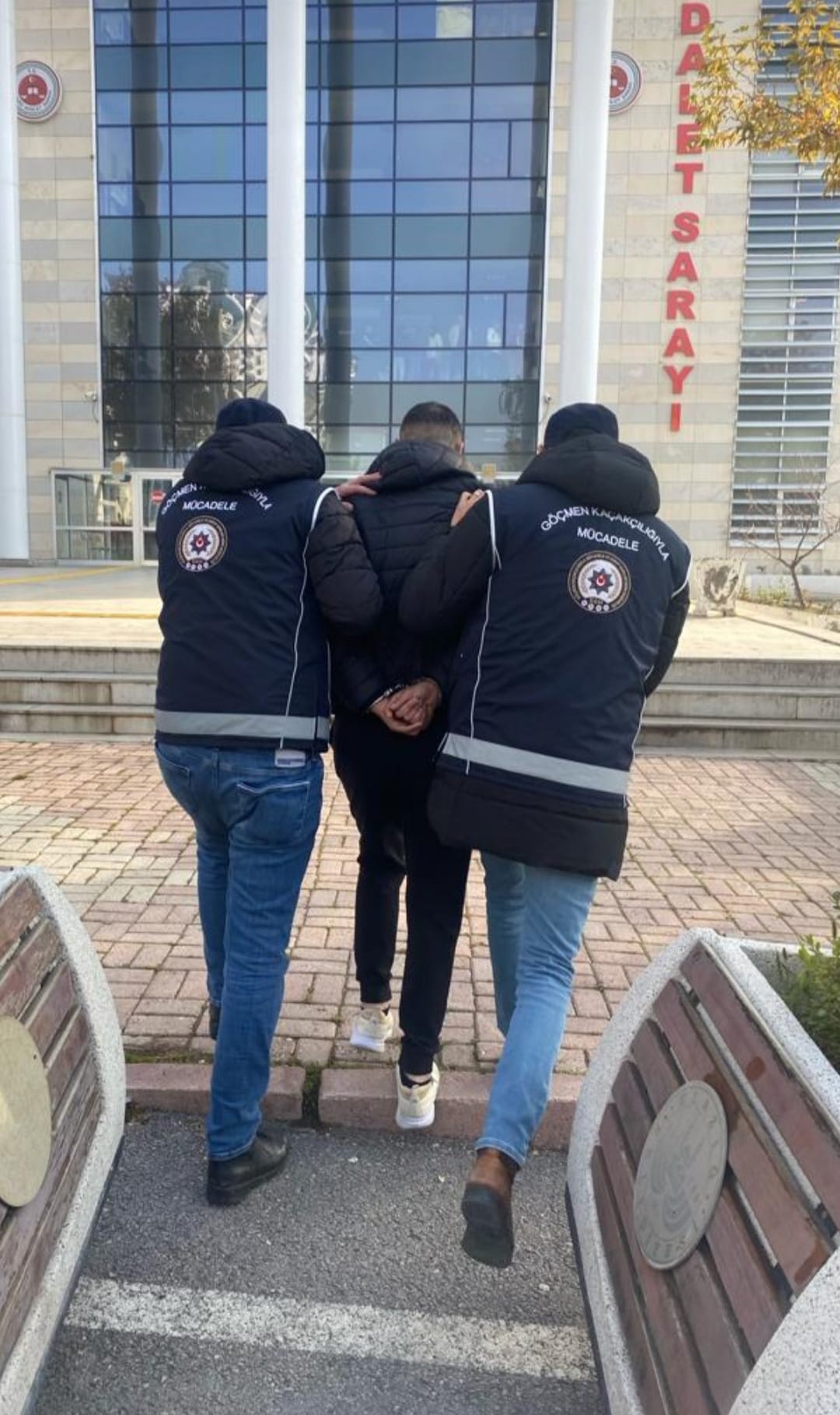 Elazığ Emniyet Müdürlüğü illegal yollardan ülkemize  Giriş Yapmış Düzensiz Göçmenlere Yönelik  Operasyonlara  Devam Ediyor