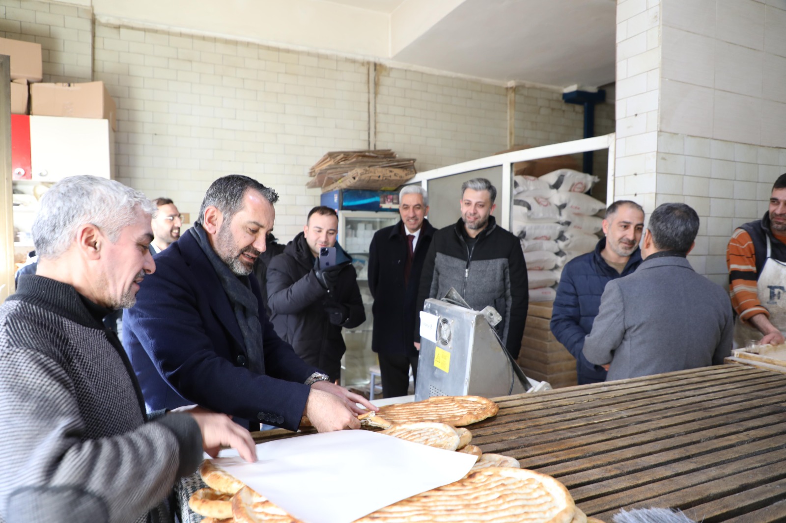 Başkan Şerifoğulları, Esnaf ve Vatandaşlarla Buluştu