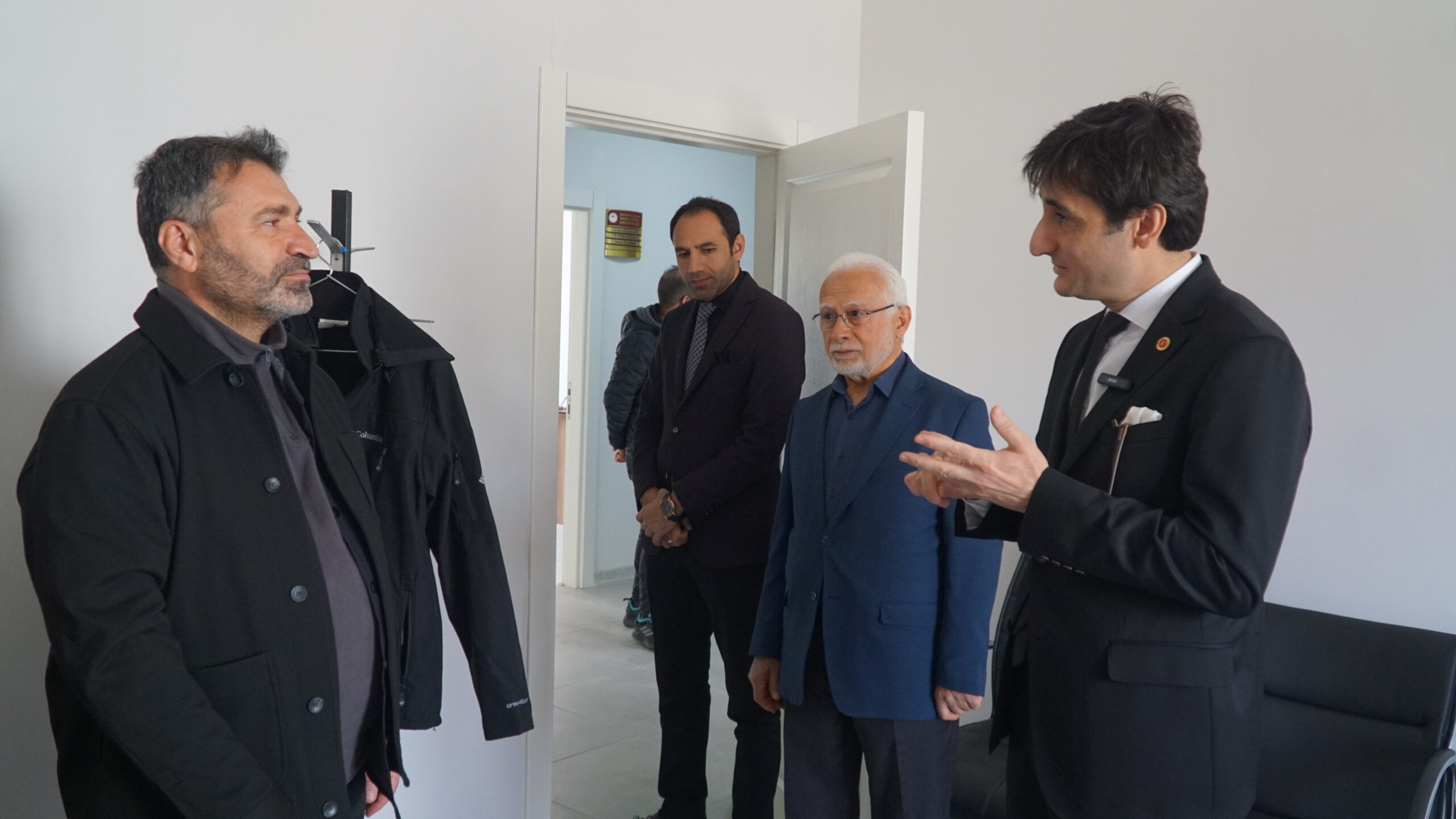 AKIN “İLİN EKONOMİSİNE KATMA DEĞER KATACAK PROJELERİMİZİ HAYATA GEÇİRECEĞİZ”