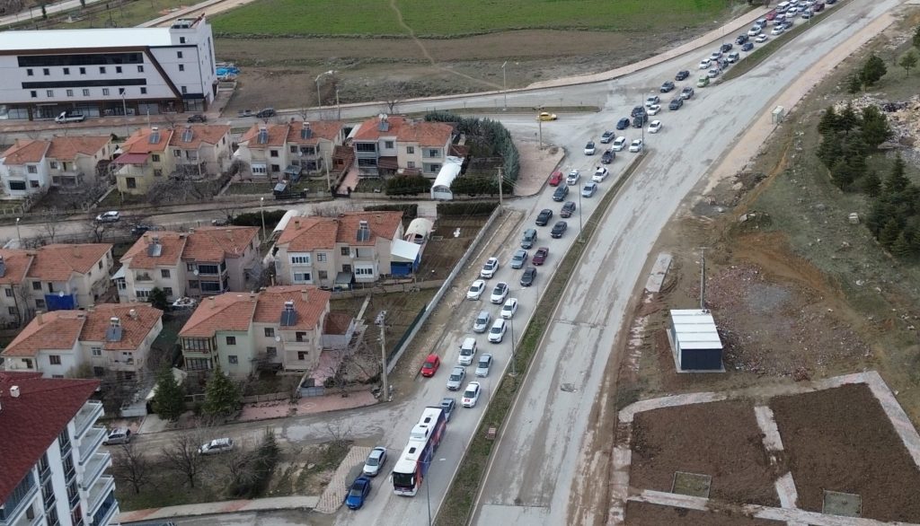 Akın, Devasa Araç Konvoyu İle Elazığ’ın Dört Bir Tarafını Selamladı !
