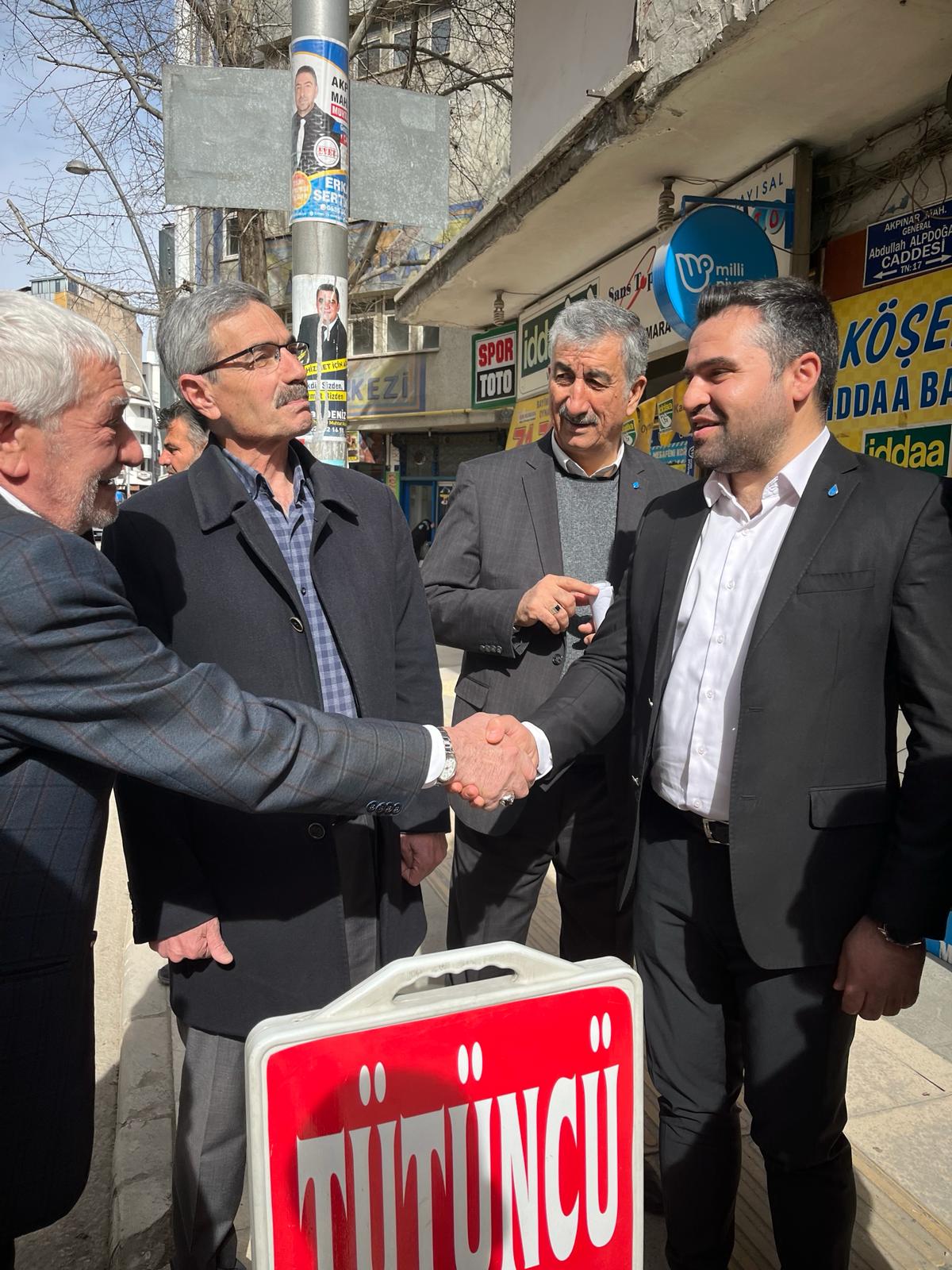 DEVA Partisi Belediye Başkan Adayı Recep Ceylan seçim çalışmalarını yoğun bir tempo ile sürdürüyor.