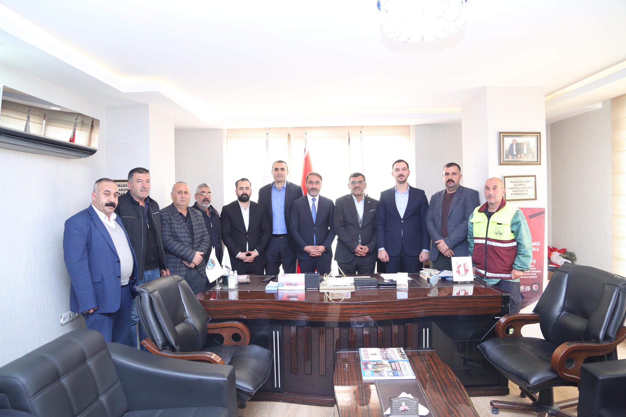 BAŞKAN ADAYI AV. COŞKUN ÇAĞLAR DURAN’DAN SENDİKA ZİYARETİ