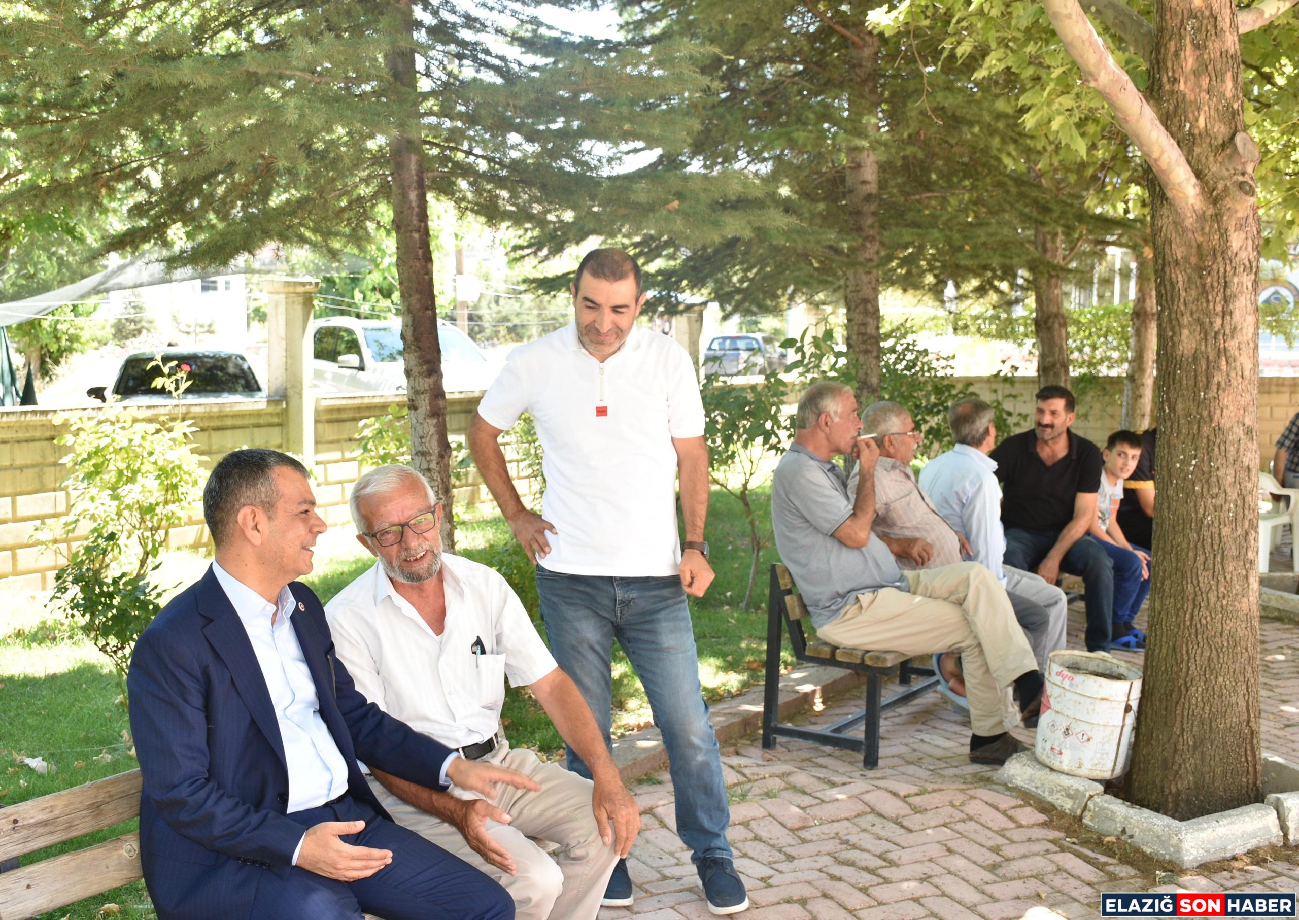 Ak Parti Elazığ Milletvekili Keleş, Vatandaşlarla Bir Araya Arada 