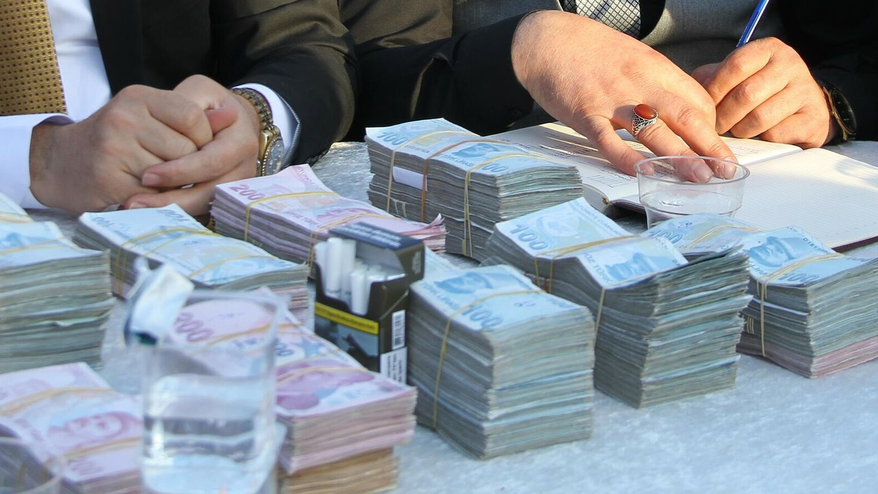 Van’daki Düğünlerde Bir İlk Yaşandı!