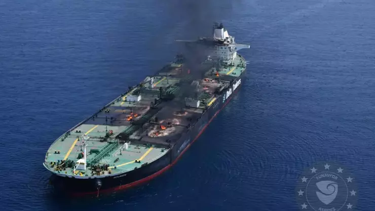 CENTCOM: Kızıldeniz’de Ham Petrol Taşıyan İki Tanker Hedef Alındı