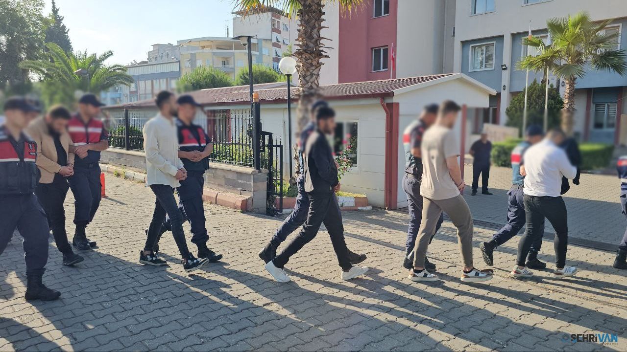 Van’da 7 İlçede Flaş Operasyon: 148 Kişi Yakalandı!