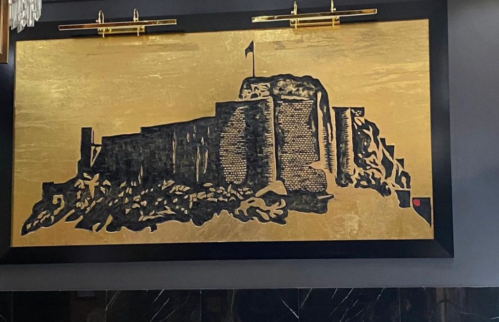 Elazığ’dan Dünyaya: Fatih Bakır Usta, Geleneksel Ahşap Oymacılığını Çağdaş Sanatla Buluşturuyor”