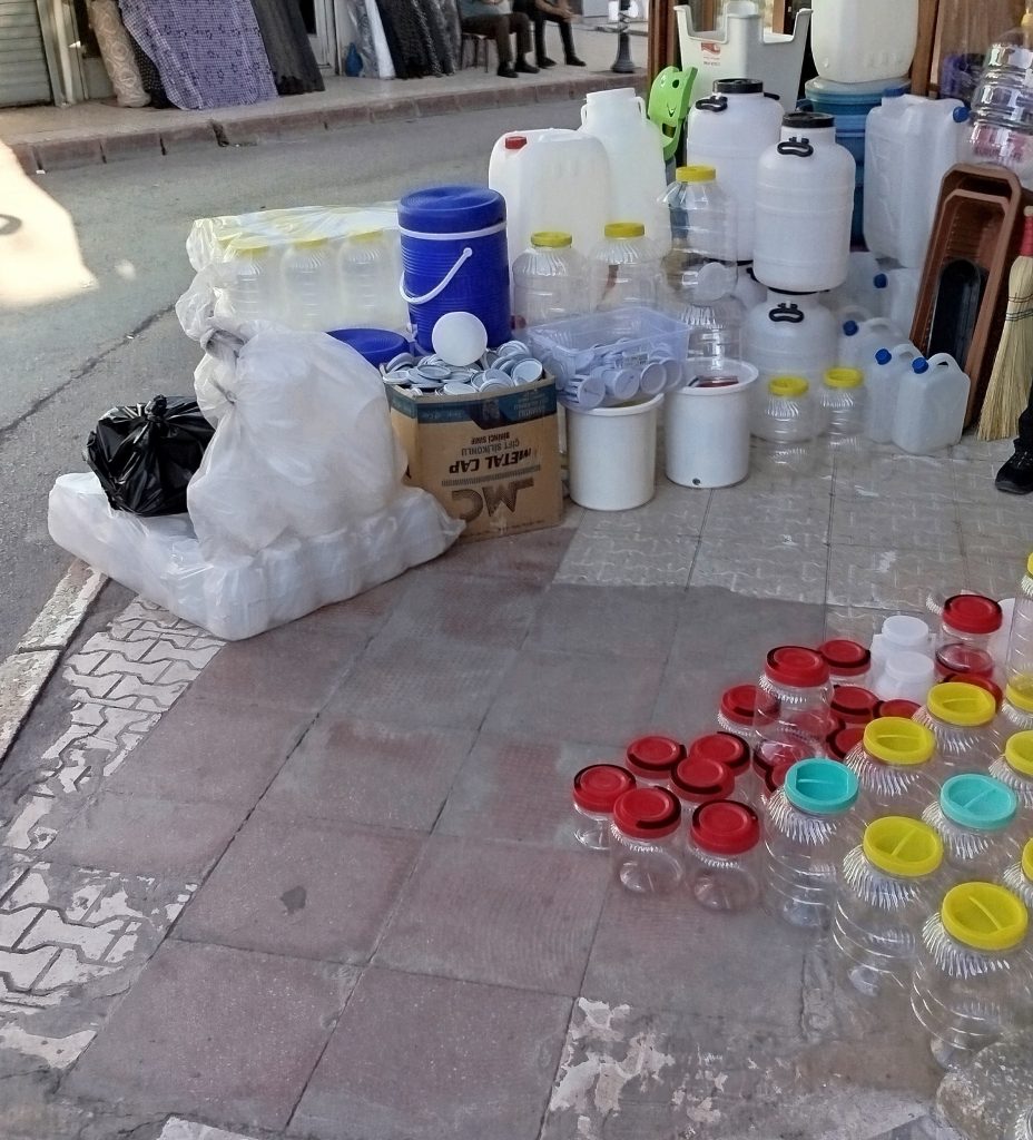 Elazığ’da Kaldırım İşgali Tepkisi: “Yol Bizim Oldu!”