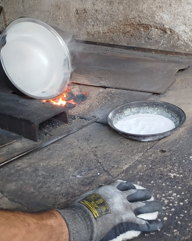 Kalayın Parıltısı, Bakırcılığın Çekiç Sesi… Elazığ’da Bir Meslek Susmaya Yüz Tutuyor