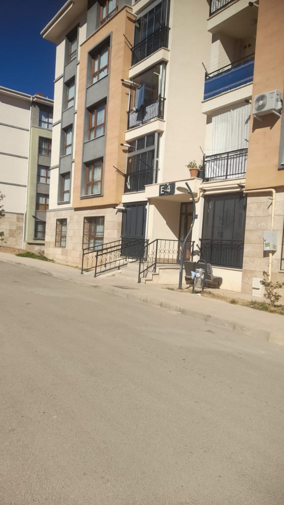 Elazığ Yemişlik TOKİ 7. Etap’ta Anahtar Krizi