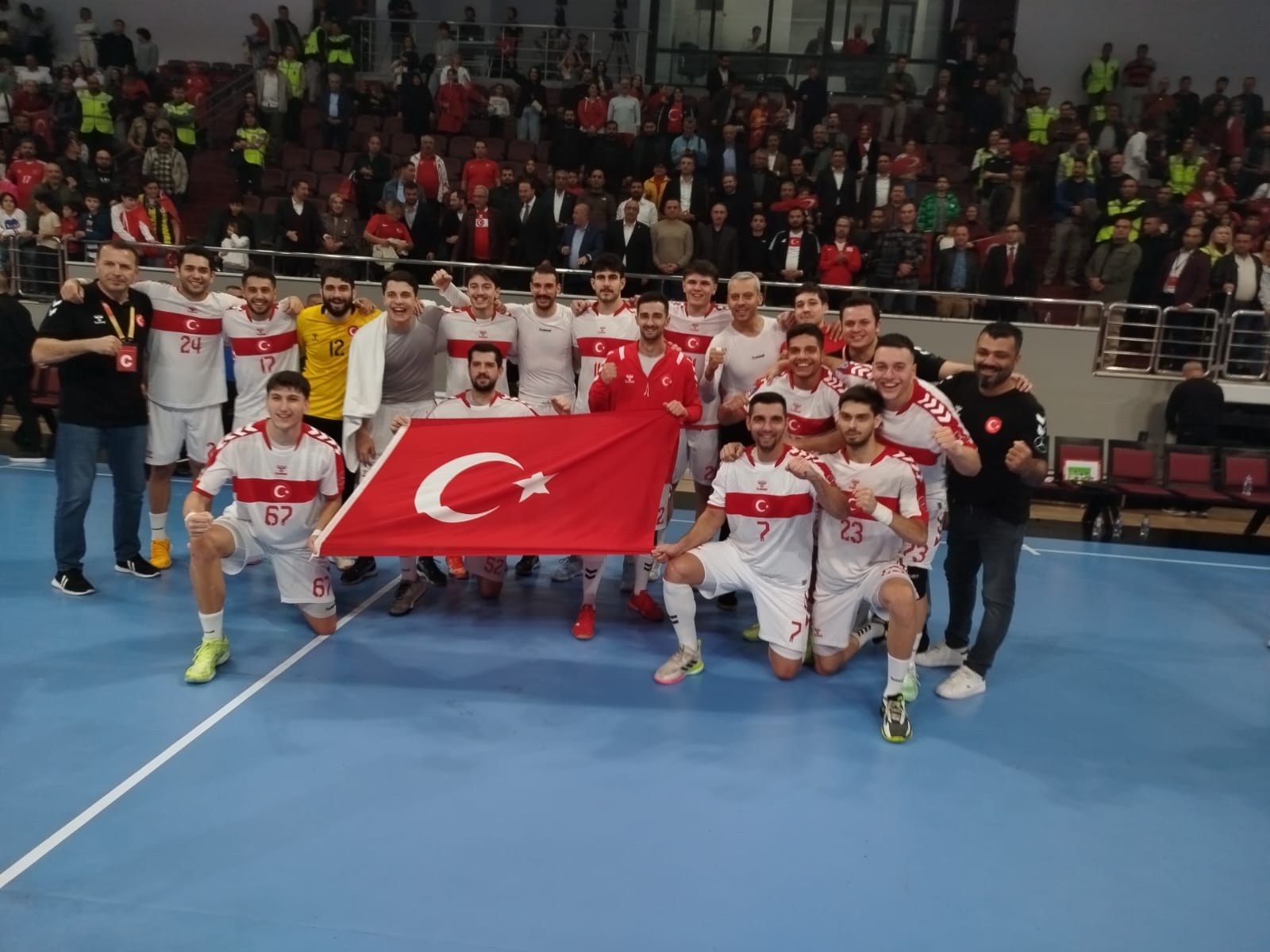 GAKKOŞLAR UĞURLU GELDİ!