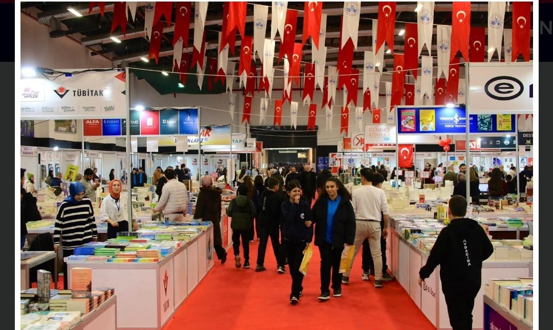 ELAZIĞ’DA 6. KİTAP FUARI KAPANDI: 9 GÜNLÜK KÜLTÜR ŞÖLENİNE BÜYÜK İLGİ