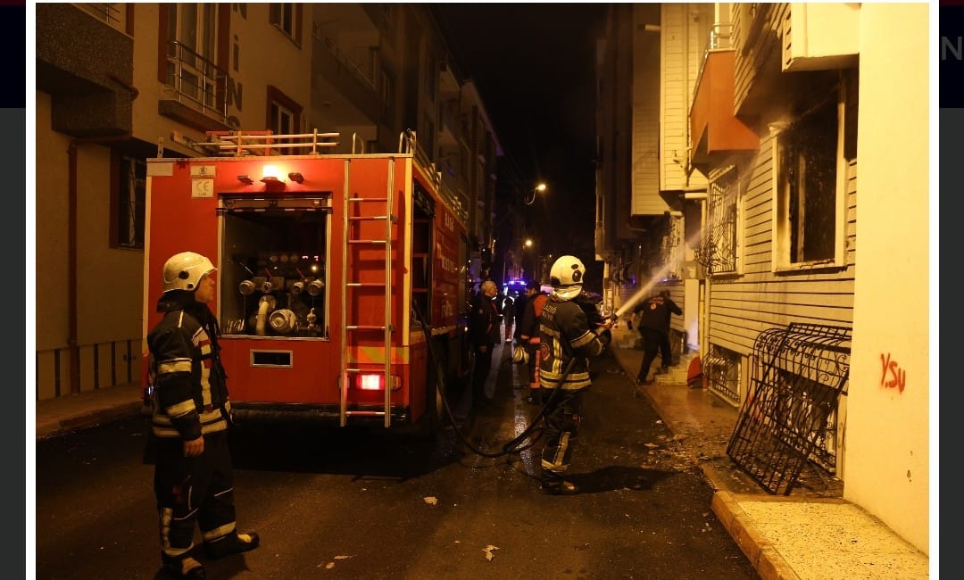 Elazığ’da Korku Dolu Anlar: Apartman Dairesinde Çıkan Yangında 2 Kişi Dumandan Etkilendi