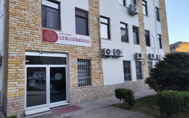 KEBAN’DA SKANDAL İHMAL: MİLLİ EĞİTİM VE ÖĞRETMENEVİ BİNASINDA YANGIN MERDİVENİ YOK!