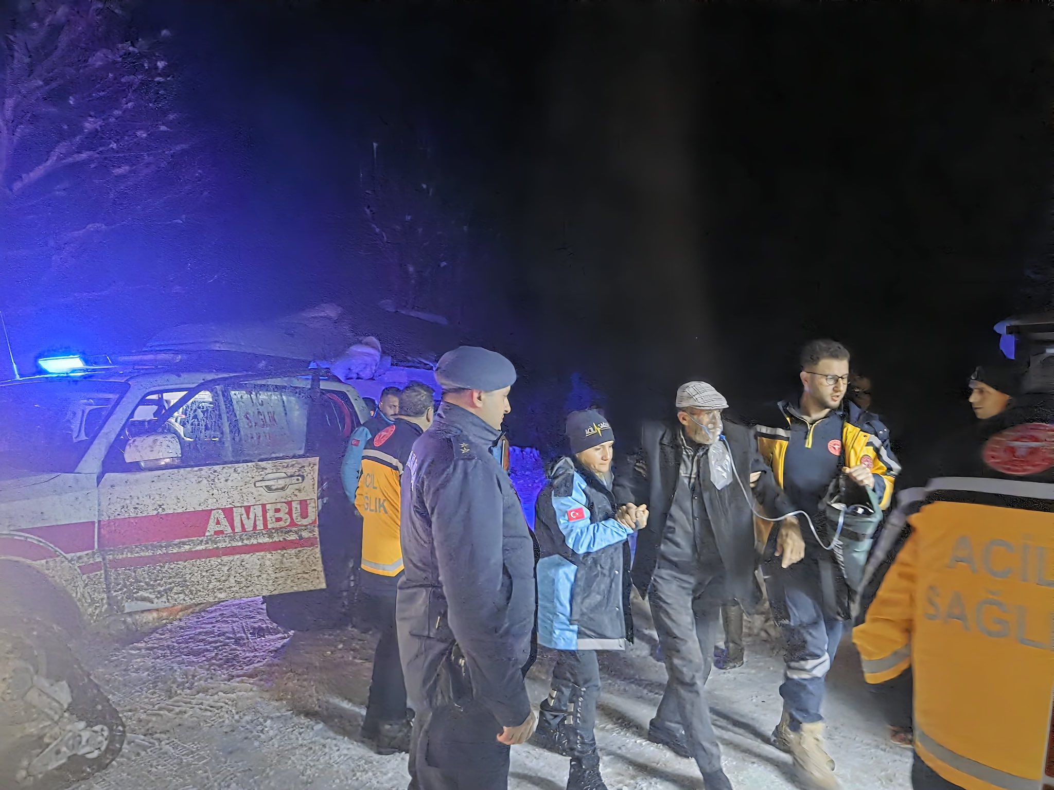 KAR, KIŞ, KARANLIK DİNLEMEDİLER: ELAZIĞ’DA DEVLET ELİYLE HAYATA TUTUNUŞ