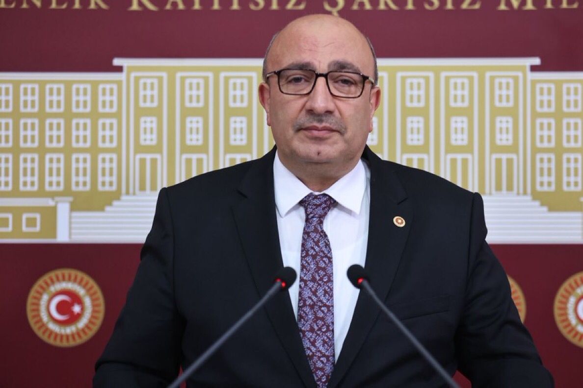 AK Parti Elazığ Milletvekili Ejder Açıkkapı,CHP Elazığ Milletvekili Gürsel Erol’a  Teepkili