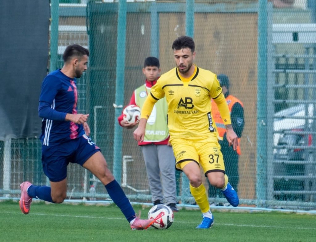 Elazığspor’un Rakibinde Savunma Çöktü.