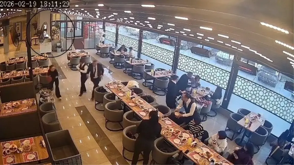 Çorum’da iftar saatinde restorana sahibine silahlı saldırı; olay anı kamerada