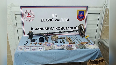 Elazığ Ağın İlçesi’nde Define Avcılarına Şok Baskın!