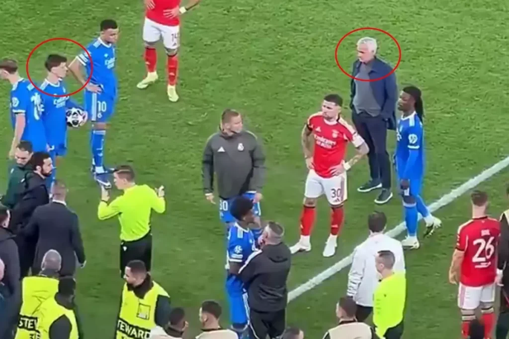 Herkes aynı detaya takıldı! Dev maçtan günler sonra ortaya çıkan görüntü