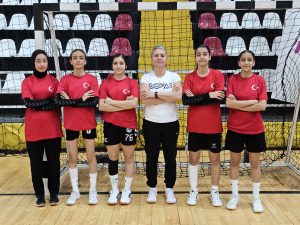 ELAZIĞ’DAN HENTBOL MİLLİ TAKIMA 5 SPORCU