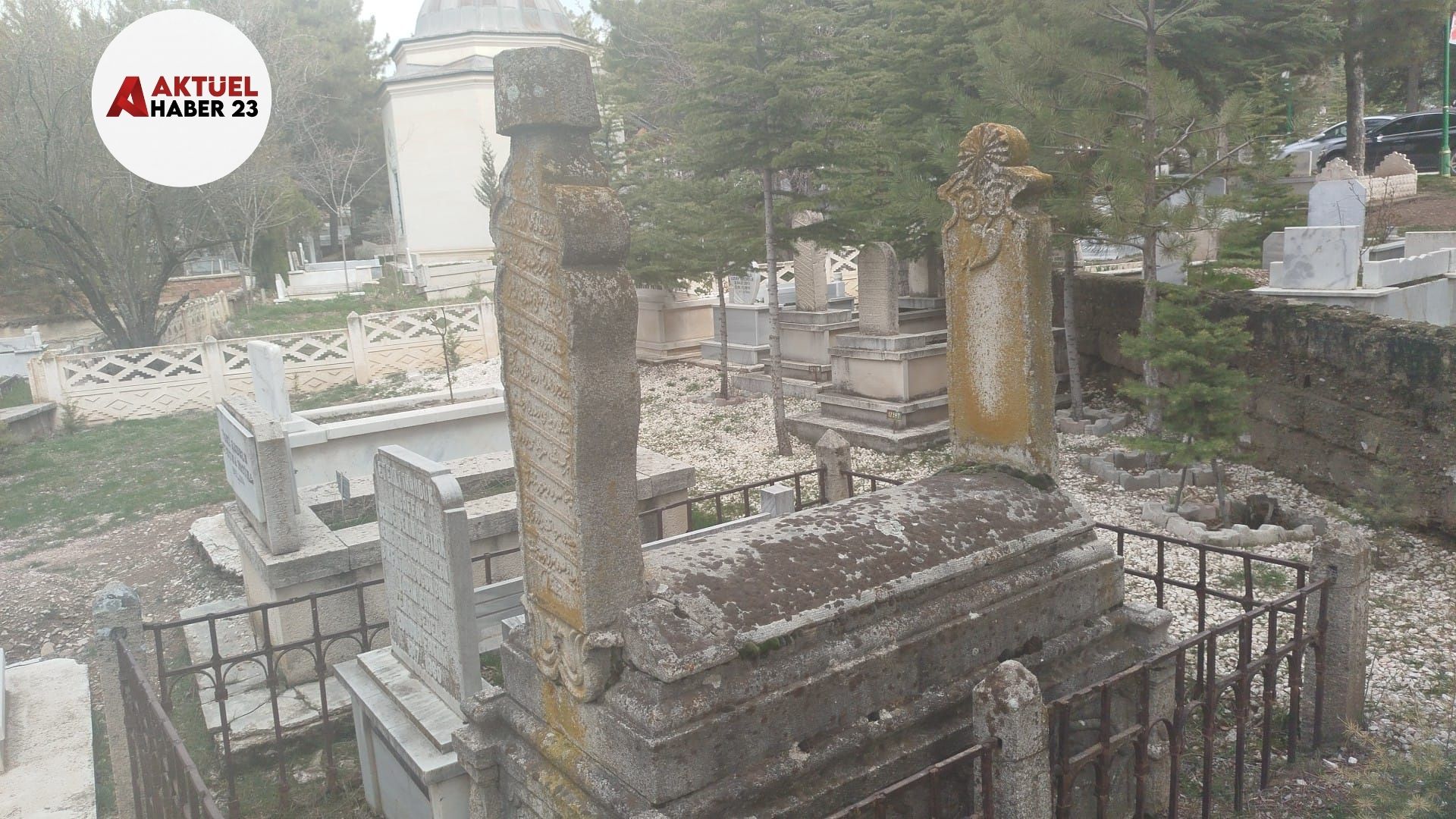 Elazığ Mezarlıklara Akın Etti!