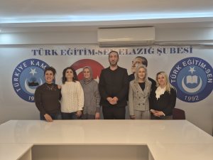 Türk eğitim sen elazığ 1 nolu sube kadın kollarında bayrak değişimi