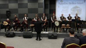 Elazığ Belediyesi’nin ramazan etkinlikleri kapsamında düzenlediği Kadir Gecesi