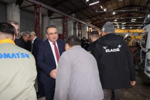 Elazığ İl Özel İdaresi’nde Mesainin İlk Gününde Bayramlaşma