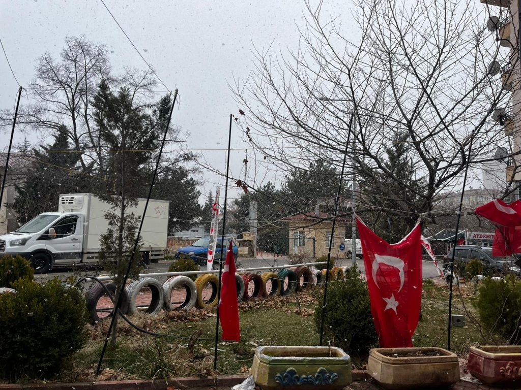 Elazığ genelinde yoğun kar yağışı başladı