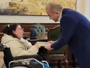 Özel Yazar Elif Can’dan Elazığ Valisi Hatipoğlu’na Anlamlı Ziyaret!