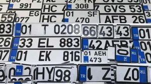 Elazığ Şoförler Odası’nda Plaka Mesaisi