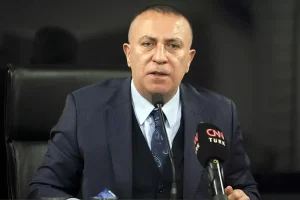 MHP’de İzzet Ulvi Yönter depremi! Genel Başkan Yardımcılığını bıraktı