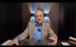 Zülfü Demirbağ’dan Kritik Uyarı: Çatışmanın Dışında Kalmak Şart