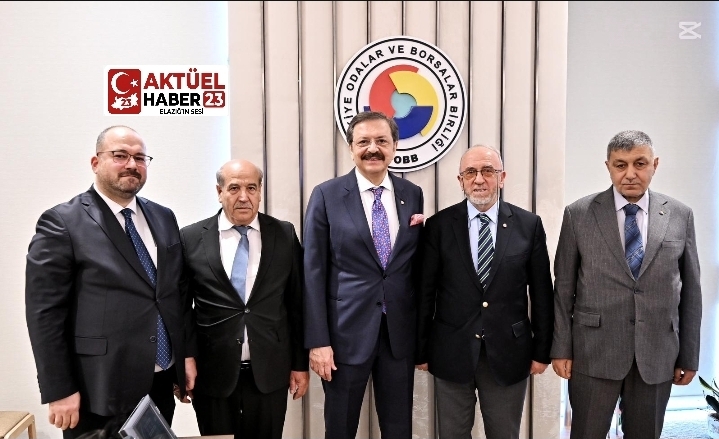 TİCARET BORSASI BAŞKANI DUMANDAĞ GİTTİYİ GENEL KURULUNDA TOBB BAŞKANI HİSARCIKLIOĞLU İLE GÖRÜŞTÜ