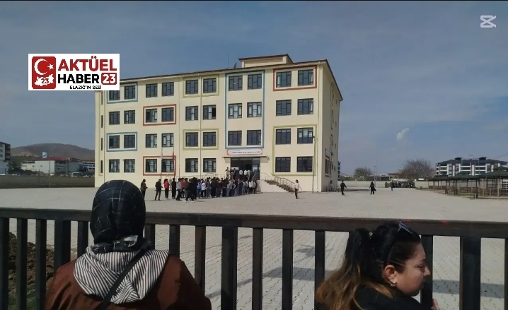 Elazığ’da Bursluluk Sınavı Heyecanı