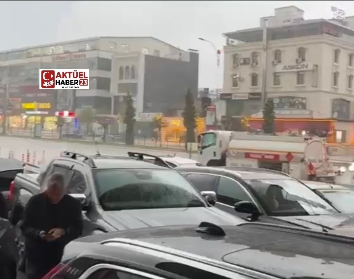 Elazığ’da Sürücüler Mahsur Kaldı